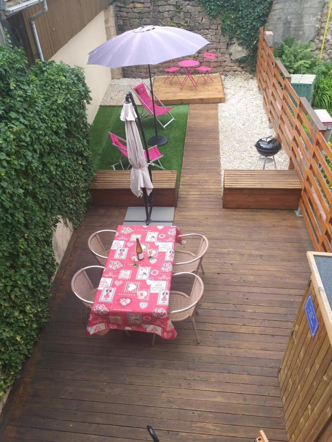 Gite Le Petit Muscat A Егишем Екстериор снимка